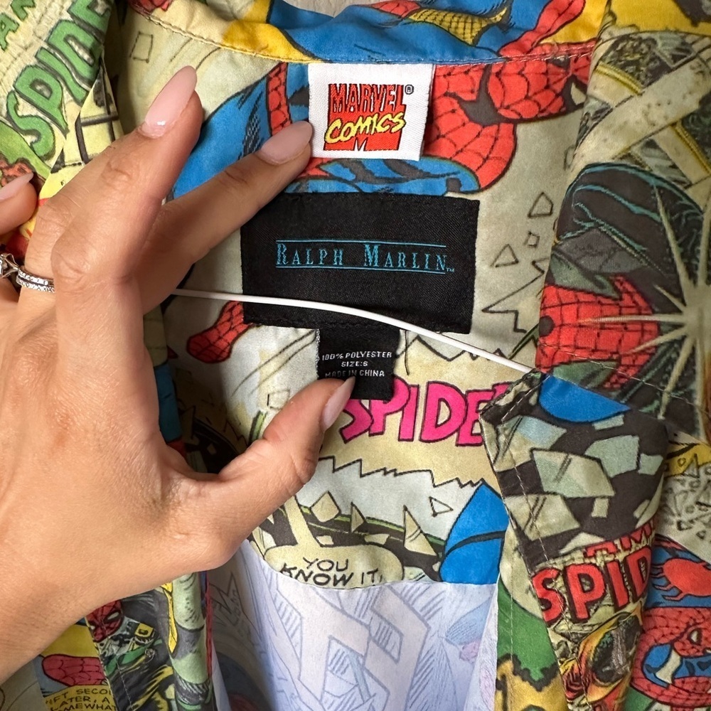 Marvel Comics x Ralph Marlin Spider-Man All Over Print NWOT Button Shirt - Picture 7 of 9